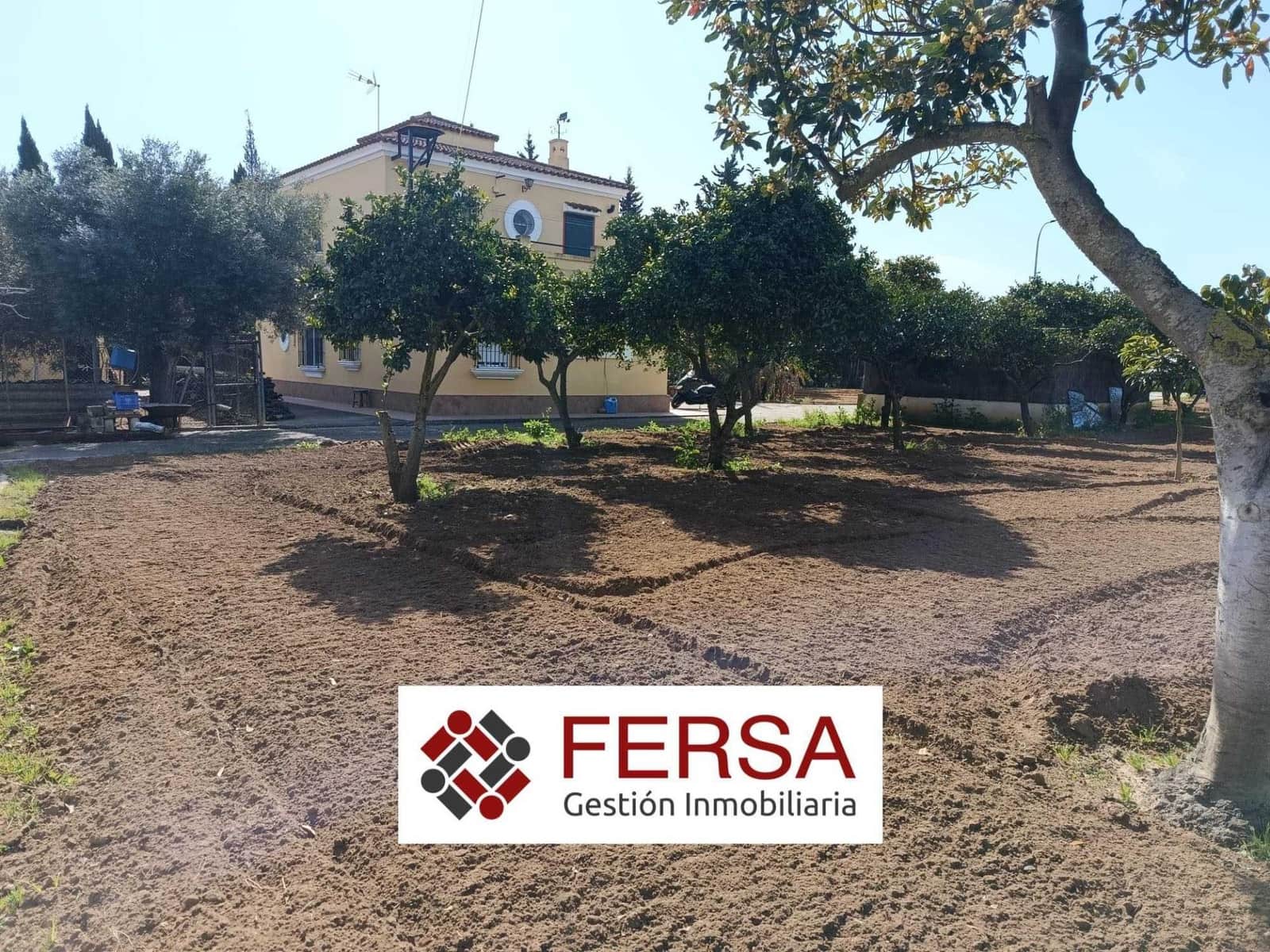 6 bedroom Villa for sale in El Puerto de Santa Maria - € 565,000 (Ref: 9829508)