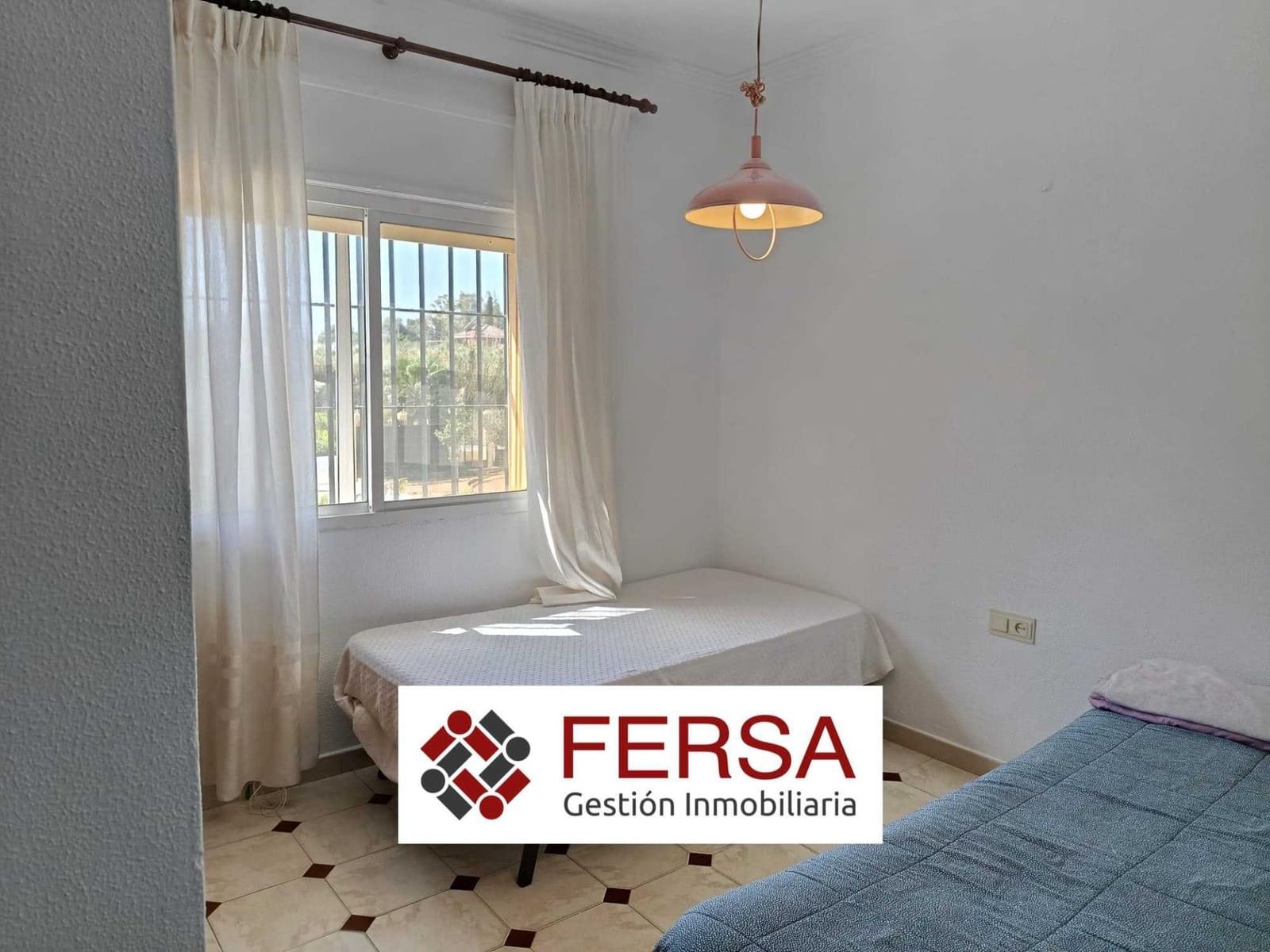 6 bedroom Villa for sale in El Puerto de Santa Maria - € 565,000 (Ref: 9829508)