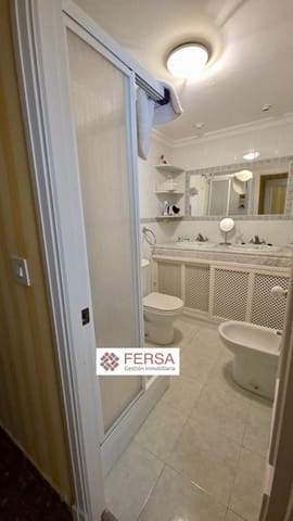 3 bedroom Flat for rent in El Puerto de Santa María with garage - € 1,600 (Ref: 9829513)