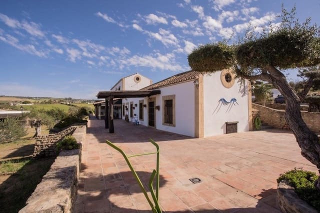 4 soverom Finca/Herregård til salgs i Arcos de la Frontera med svømmebasseng - € 1 000 000 (Ref: 9829515)