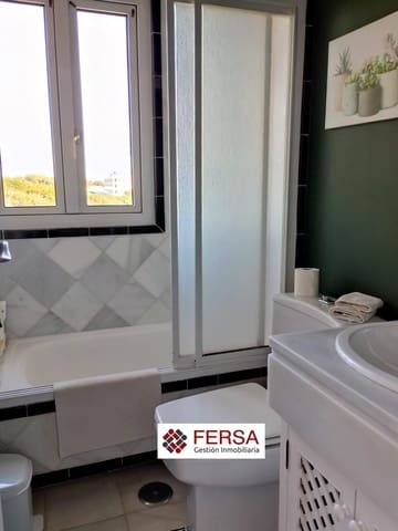 3 bedroom Penthouse for rent in El Puerto de Santa María - € 2,400 (Ref: 9829516)
