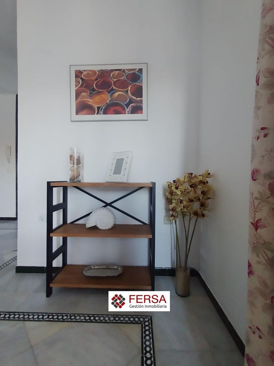 3 bedroom Penthouse for rent in El Puerto de Santa Maria - € 2,400 (Ref: 9829516)