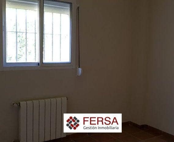 4 Zimmer Villa zu vermieten in El Puerto de Santa Maria mit Garage - 2.500 € (Ref: 9829517)