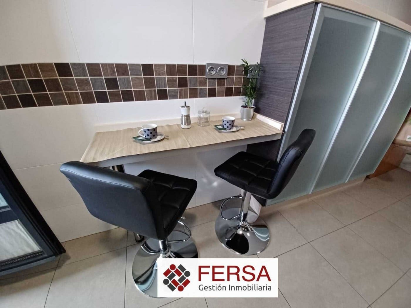3 bedroom Flat for rent in El Puerto de Santa Maria with pool garage - € 1,800 (Ref: 9829526)