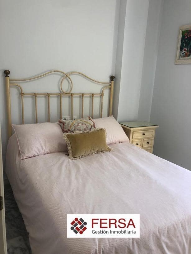 Villa/Maison Semi-Mitoyenne de 4 chambres à louer à El Puerto de Santa Maria - 1 500 € (Ref: 9829527)