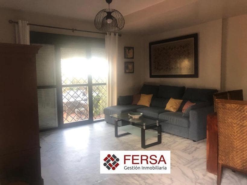 Villa/Maison Semi-Mitoyenne de 4 chambres à louer à El Puerto de Santa Maria - 1 500 € (Ref: 9829527)