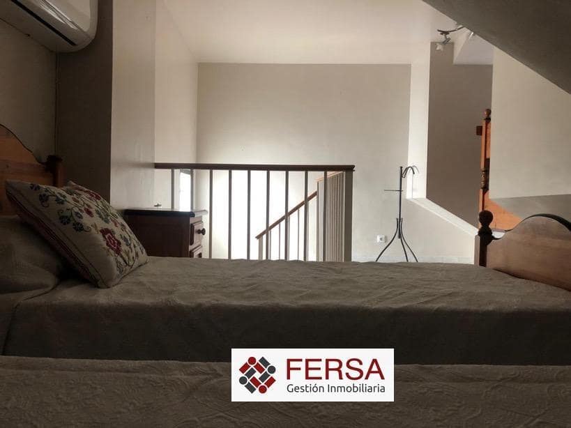 Villa/Maison Semi-Mitoyenne de 4 chambres à louer à El Puerto de Santa Maria - 1 500 € (Ref: 9829527)