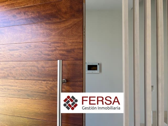 Pareado de 3 habitaciones en El Puerto de Santa María en venta - 950.000 € (Ref: 9851690)
