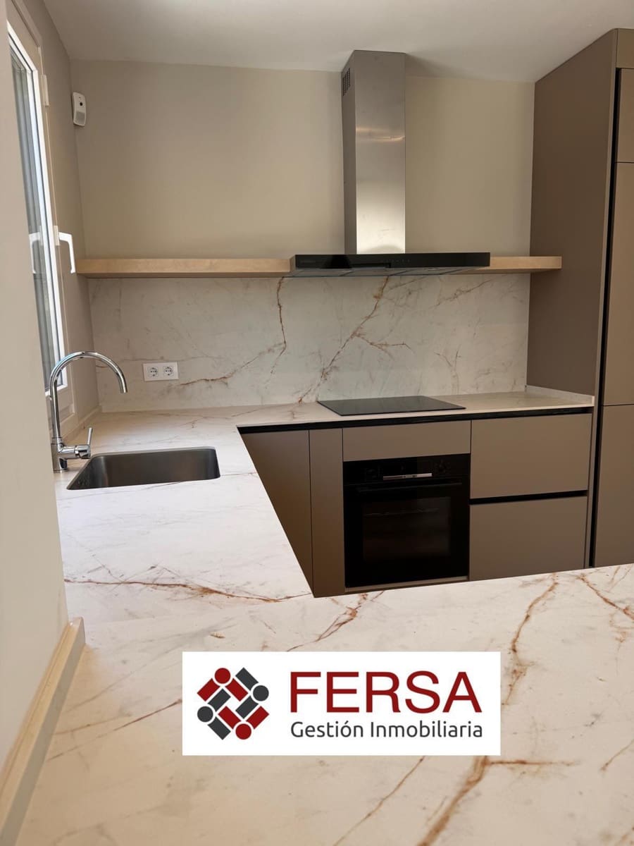 Pareado de 3 habitaciones en El Puerto de Santa María en venta - 950.000 € (Ref: 9851690)