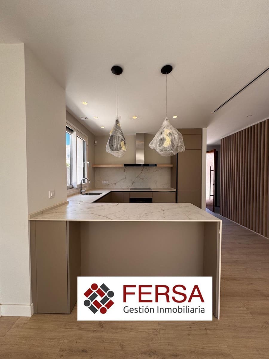 Pareado de 3 habitaciones en El Puerto de Santa María en venta - 950.000 € (Ref: 9851690)