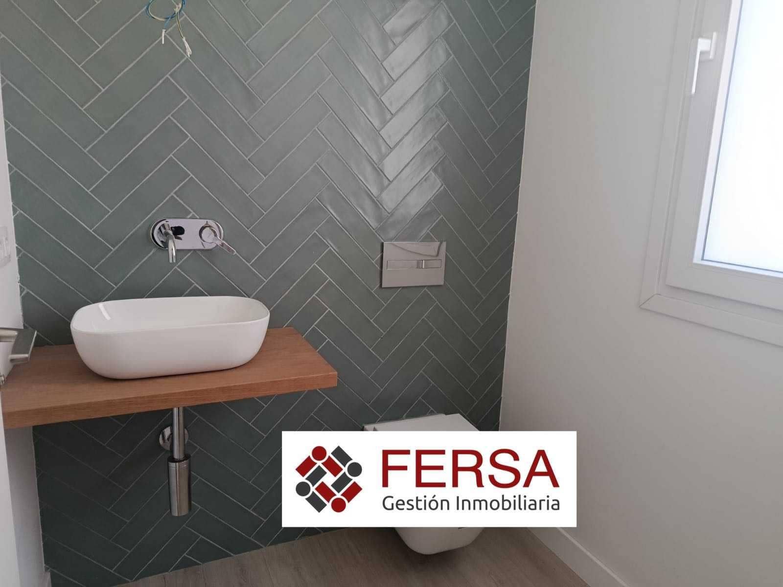 Pareado de 3 habitaciones en El Puerto de Santa María en venta - 950.000 € (Ref: 9851690)