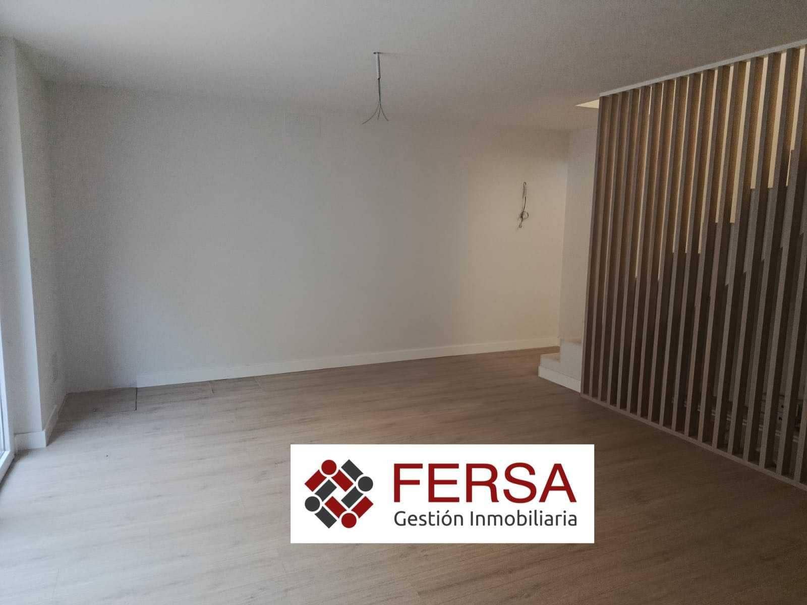 Pareado de 3 habitaciones en El Puerto de Santa María en venta - 950.000 € (Ref: 9851690)