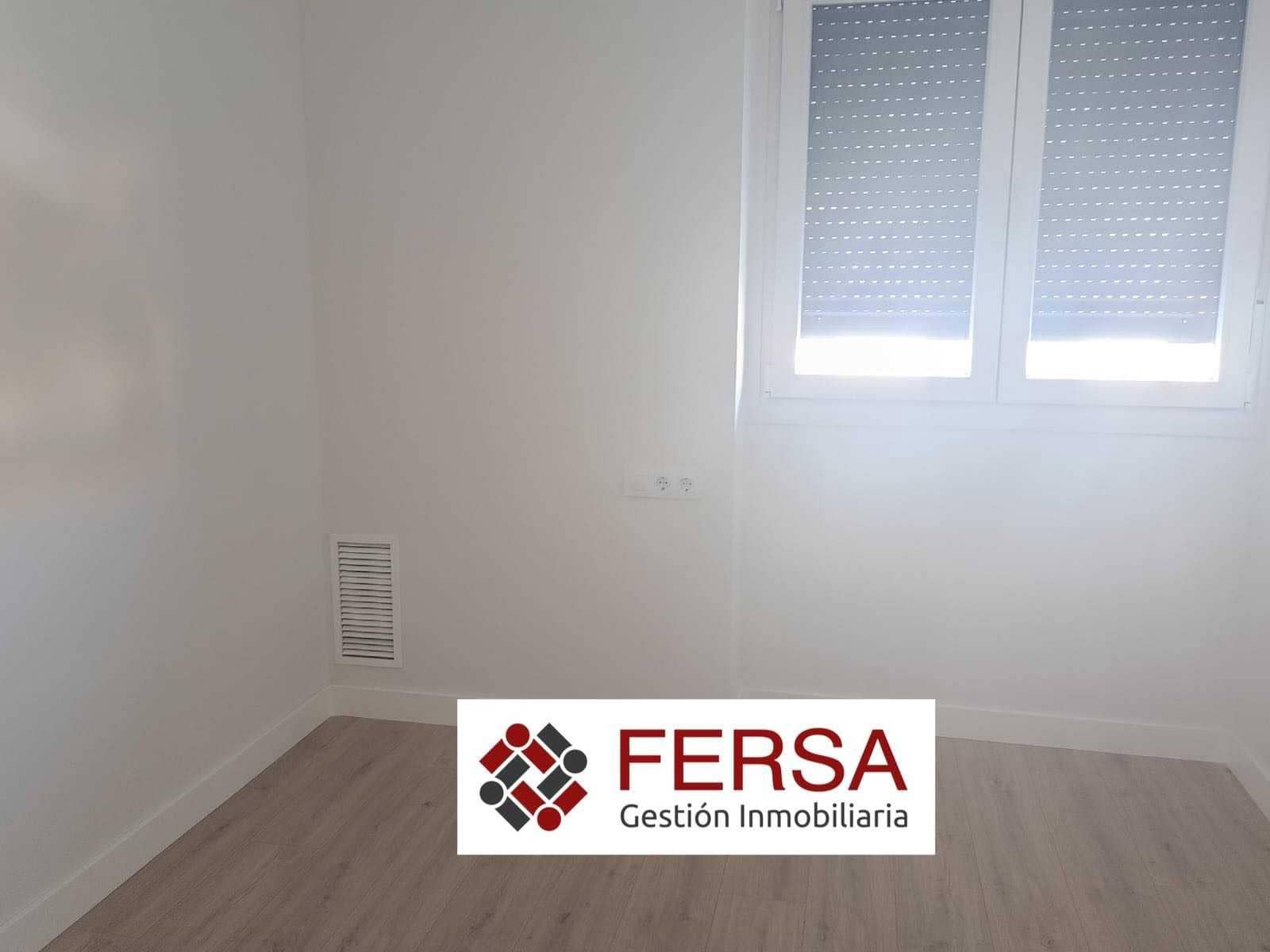 Pareado de 3 habitaciones en El Puerto de Santa María en venta - 950.000 € (Ref: 9851690)