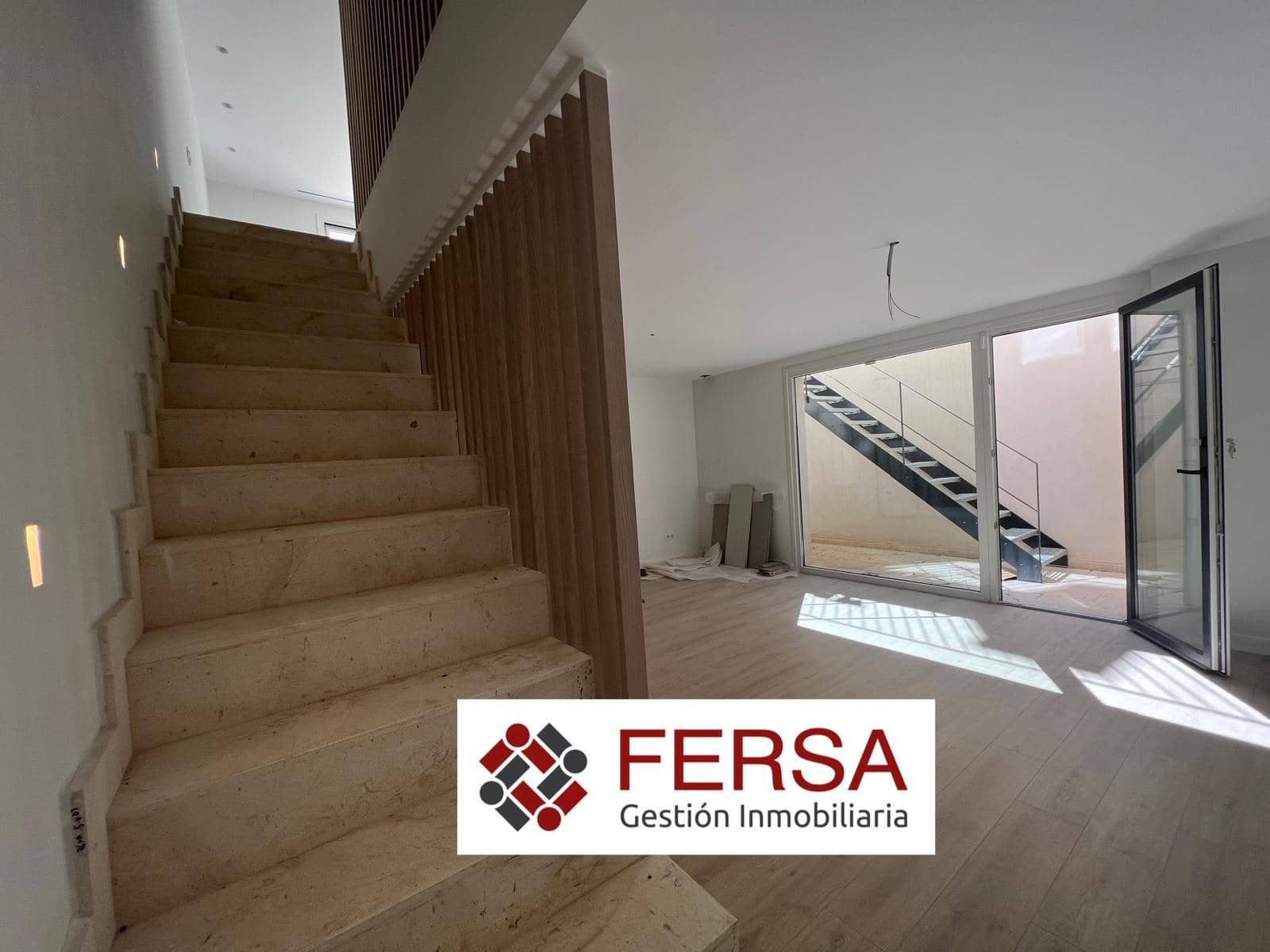 Pareado de 3 habitaciones en El Puerto de Santa María en venta - 950.000 € (Ref: 9851690)
