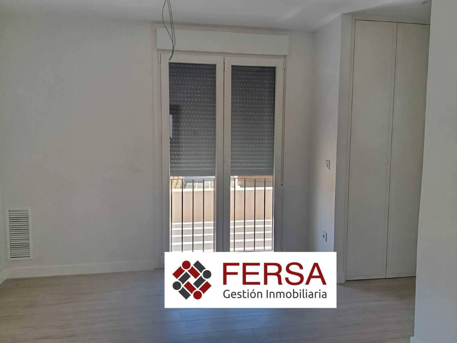Pareado de 3 habitaciones en El Puerto de Santa María en venta - 950.000 € (Ref: 9851690)