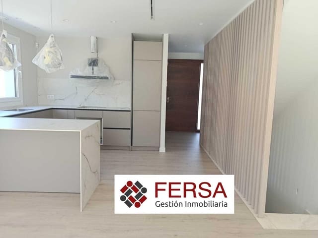 Pareado de 3 habitaciones en El Puerto de Santa María en venta - 950.000 € (Ref: 9851690)