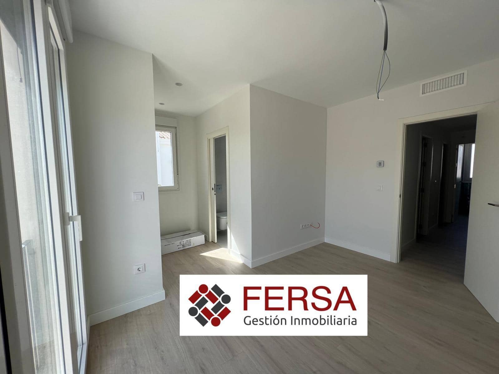 Pareado de 3 habitaciones en El Puerto de Santa María en venta - 950.000 € (Ref: 9851690)