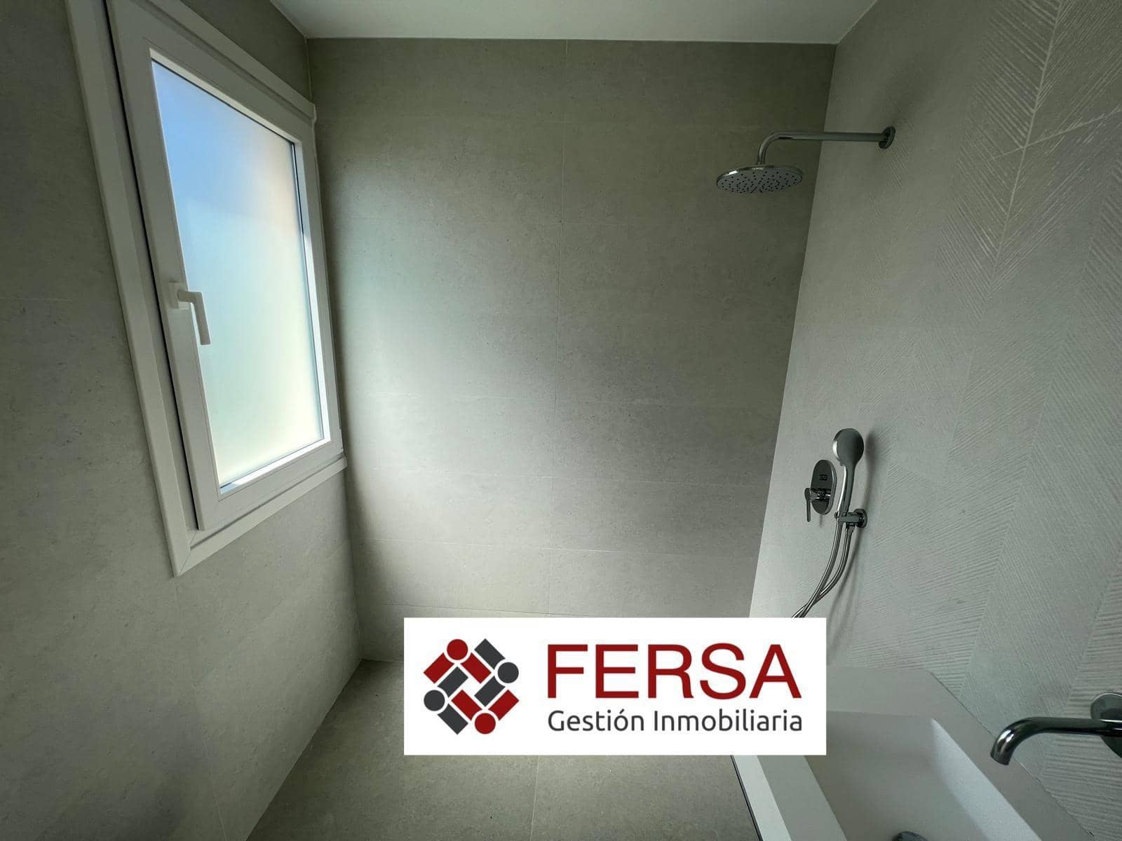 Pareado de 3 habitaciones en El Puerto de Santa María en venta - 950.000 € (Ref: 9851690)