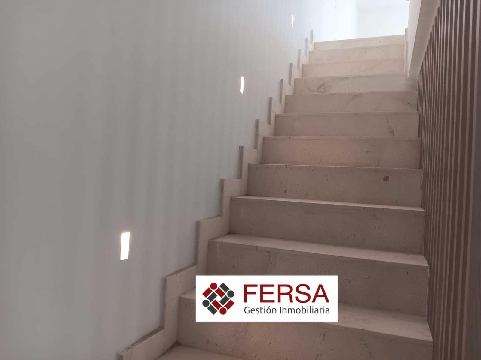 Pareado de 3 habitaciones en El Puerto de Santa María en venta - 950.000 € (Ref: 9851690)