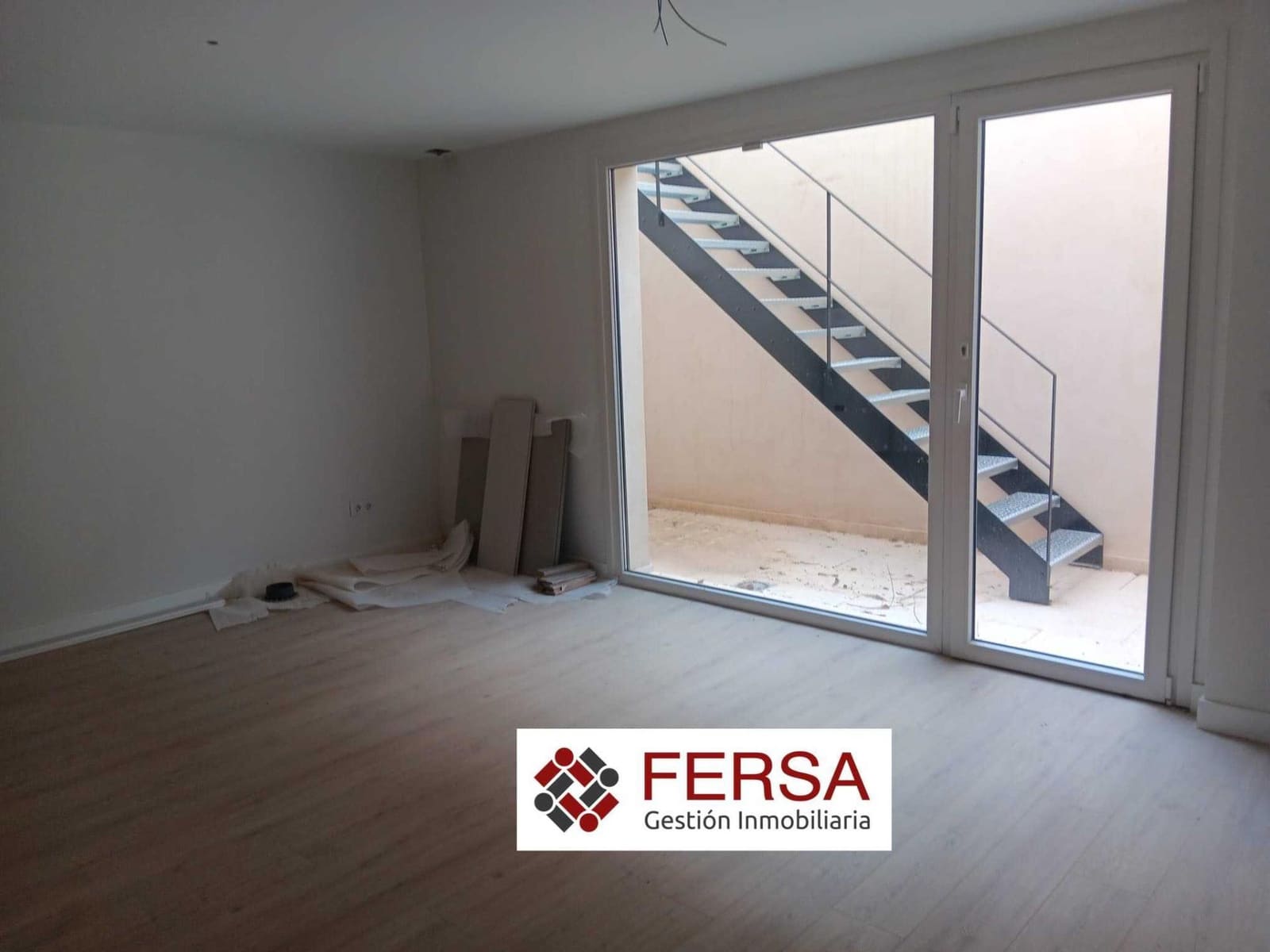 Pareado de 3 habitaciones en El Puerto de Santa María en venta - 950.000 € (Ref: 9851690)