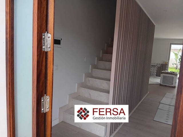 Pareado de 3 habitaciones en El Puerto de Santa María en venta - 950.000 € (Ref: 9851690)