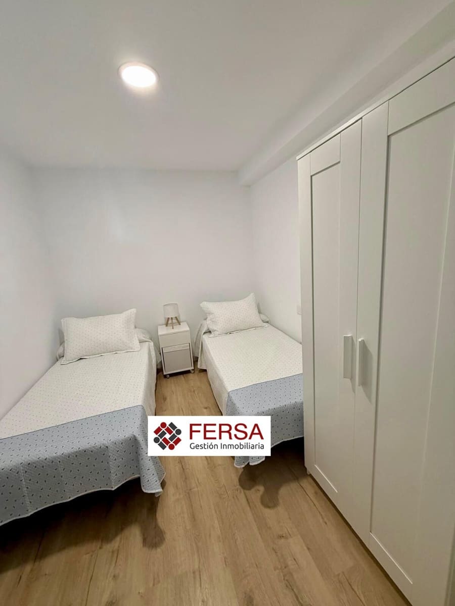 2 soveværelse Lejlighed til leje i El Puerto de Santa Maria - € 950 (Ref: 9865126)