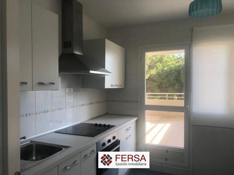 3 soverom Leilighet til leie i El Puerto de Santa Maria med svømmebasseng garasje - € 1 600 (Ref: 9878741)