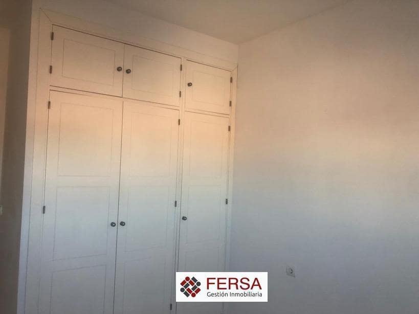 3 soverom Leilighet til leie i El Puerto de Santa Maria med svømmebasseng garasje - € 1 600 (Ref: 9878741)