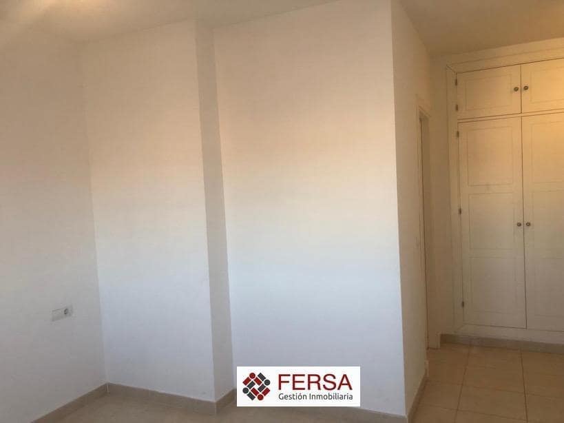 3 soverom Leilighet til leie i El Puerto de Santa Maria med svømmebasseng garasje - € 1 600 (Ref: 9878741)
