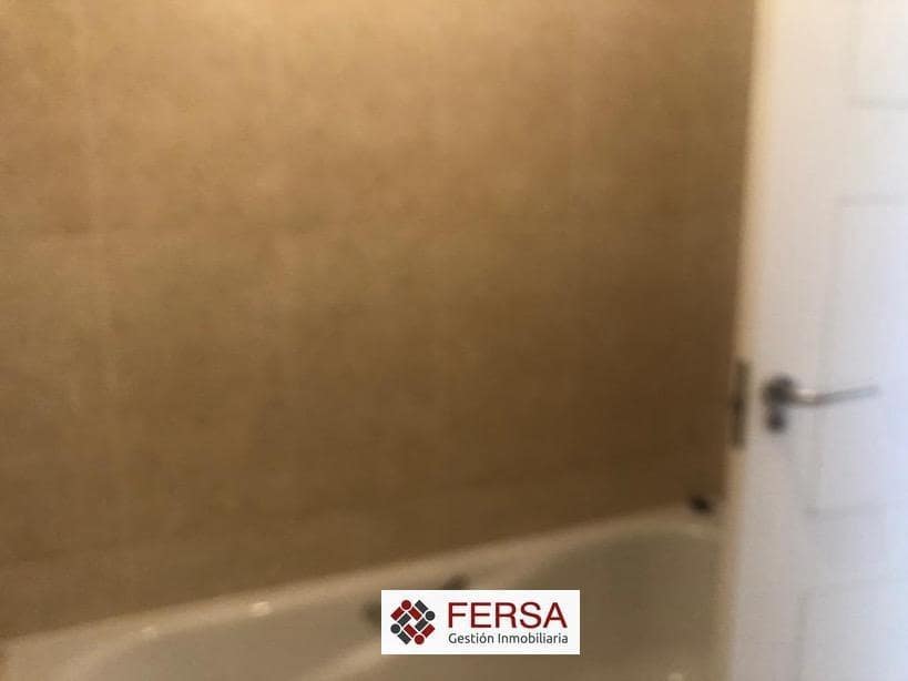 3 soverom Leilighet til leie i El Puerto de Santa Maria med svømmebasseng garasje - € 1 600 (Ref: 9878741)