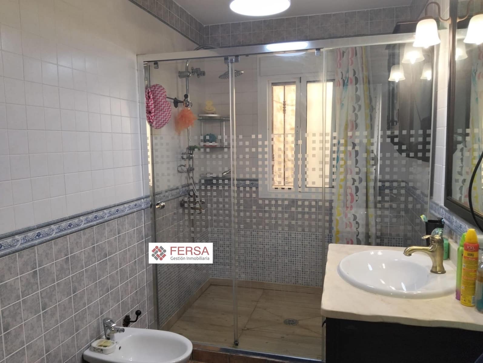 3 chambre Villa/Maison à vendre à El Puerto de Santa Maria - 280 000 € (Ref: 9881881)