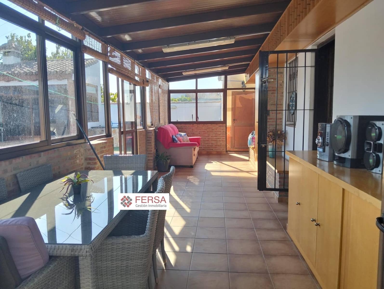 3 chambre Villa/Maison à vendre à El Puerto de Santa Maria - 280 000 € (Ref: 9881881)