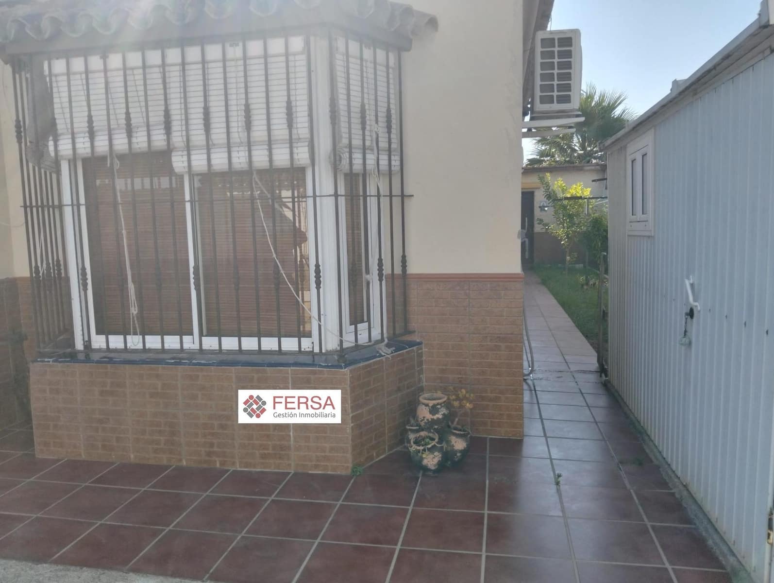3 chambre Villa/Maison à vendre à El Puerto de Santa Maria - 280 000 € (Ref: 9881881)