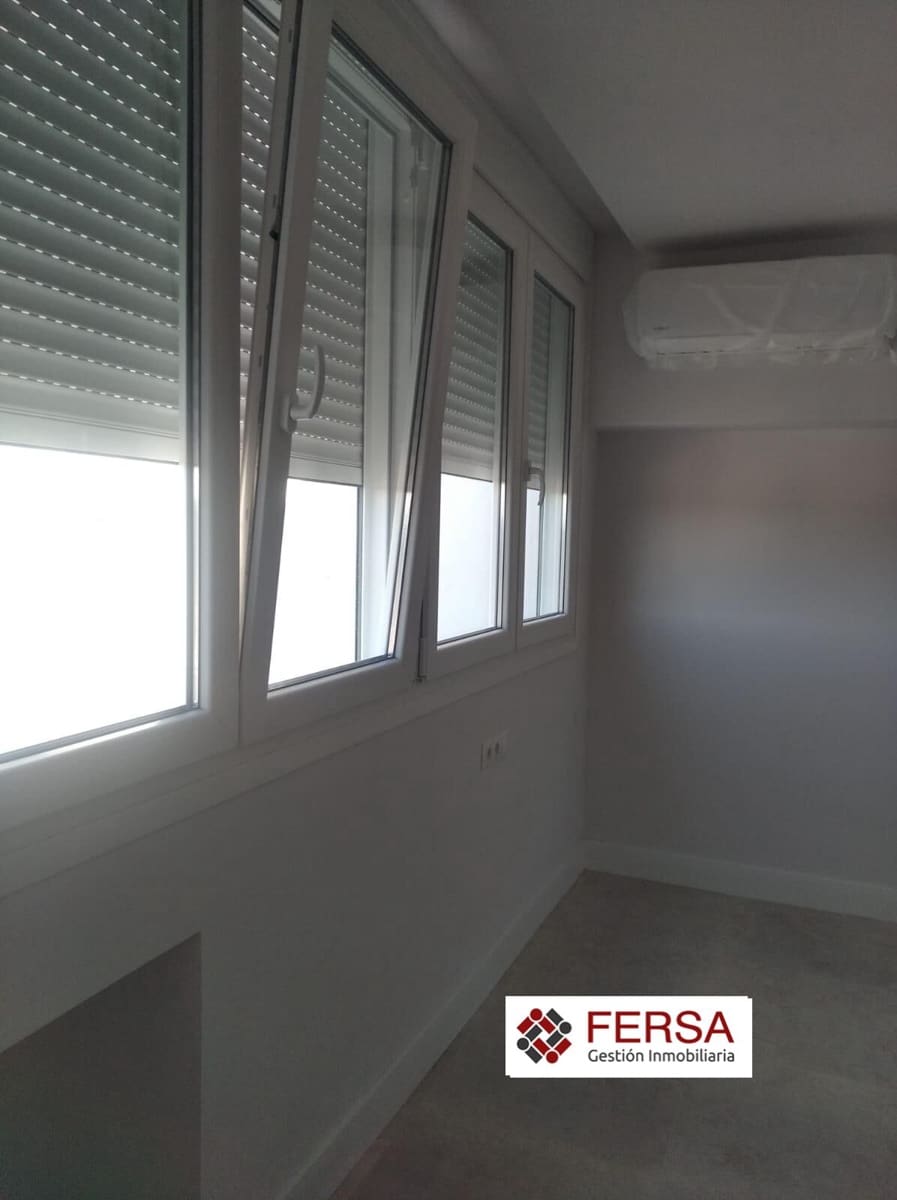 1 bedroom Flat for rent in El Puerto de Santa Maria with pool garage - € 1,300 (Ref: 9900315)