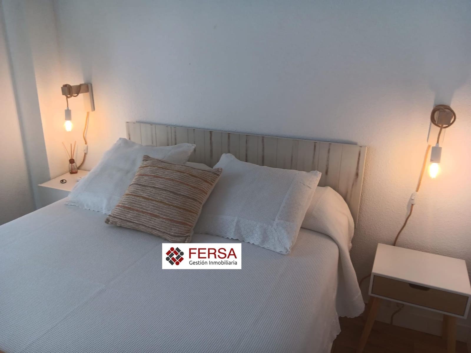 2 sovrum Lägenhet att hyra i El Puerto de Santa Maria med pool garage - 1 200 € (Ref: 9903850)
