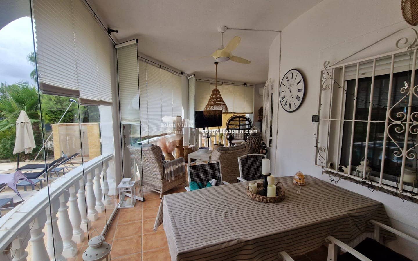 4 bedroom Finca/Country House for sale in Catral with pool - € 419,995 (Ref: 10052043)