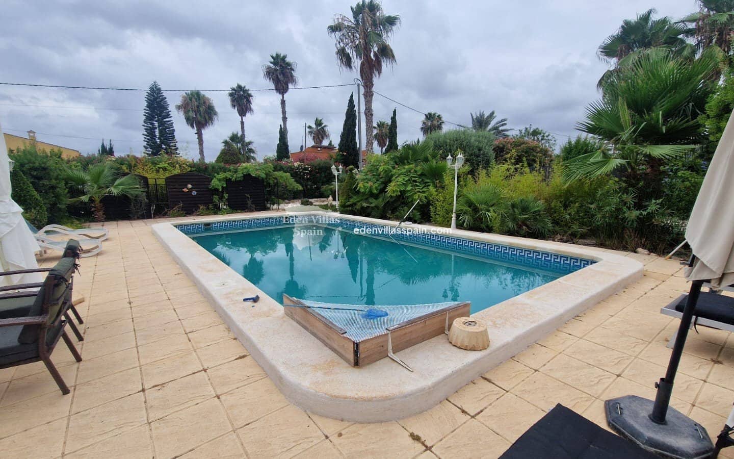 4 sovrum Finca/Hus på landet till salu i Alicante stad med pool - 419 995 € (Ref: 10052044)