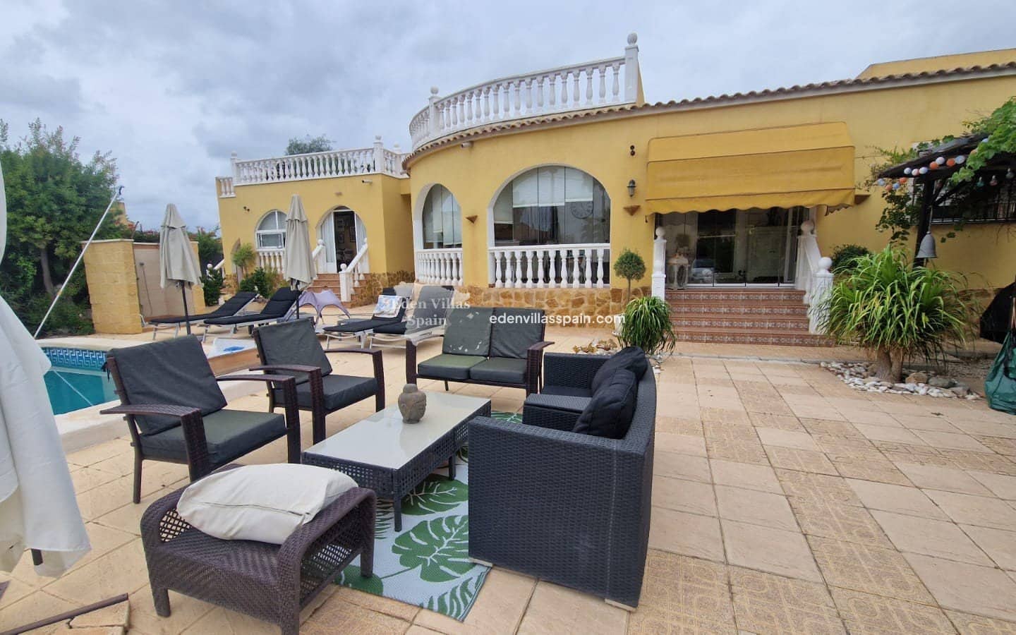 4 sovrum Finca/Hus på landet till salu i Alicante stad med pool - 419 995 € (Ref: 10052044)