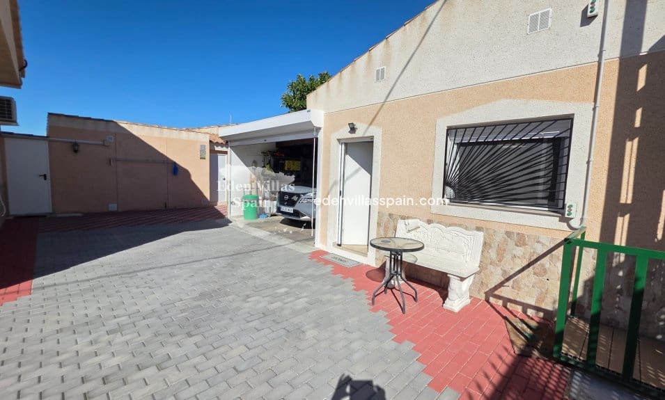 3 makuuhuone Maalaistalo myytävänä paikassa Alicante kaupunki mukana uima-altaan 
autotalli - 480 000 € (Ref: 10085213)