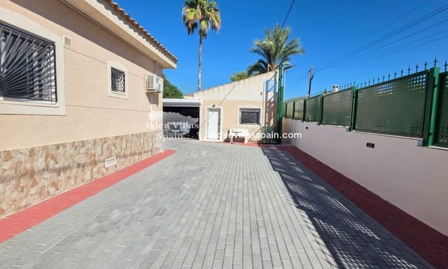 3 makuuhuone Maalaistalo myytävänä paikassa Alicante kaupunki mukana uima-altaan 
autotalli - 480 000 € (Ref: 10085213)