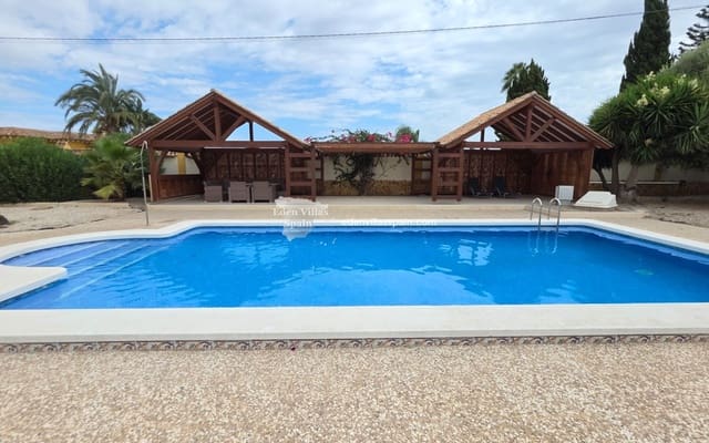 Finca/Casa Rural de 3 habitaciones en Catral en venta con piscina garaje - 420.000 € (Ref: 10127275)