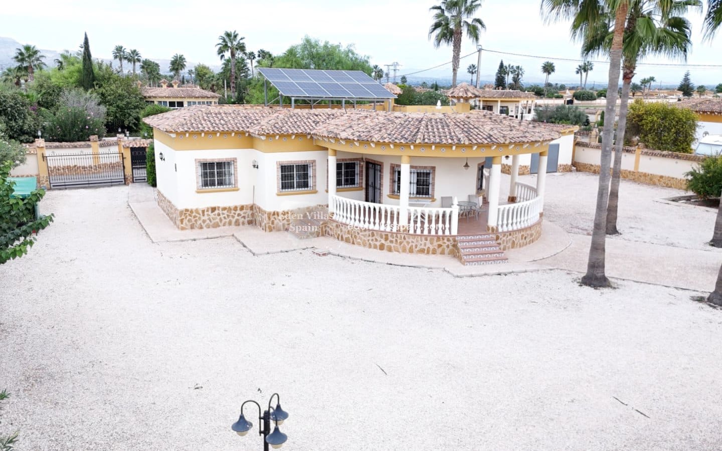 Finca/Casa Rural de 3 habitaciones en Catral en venta con piscina garaje - 420.000 € (Ref: 10127275)