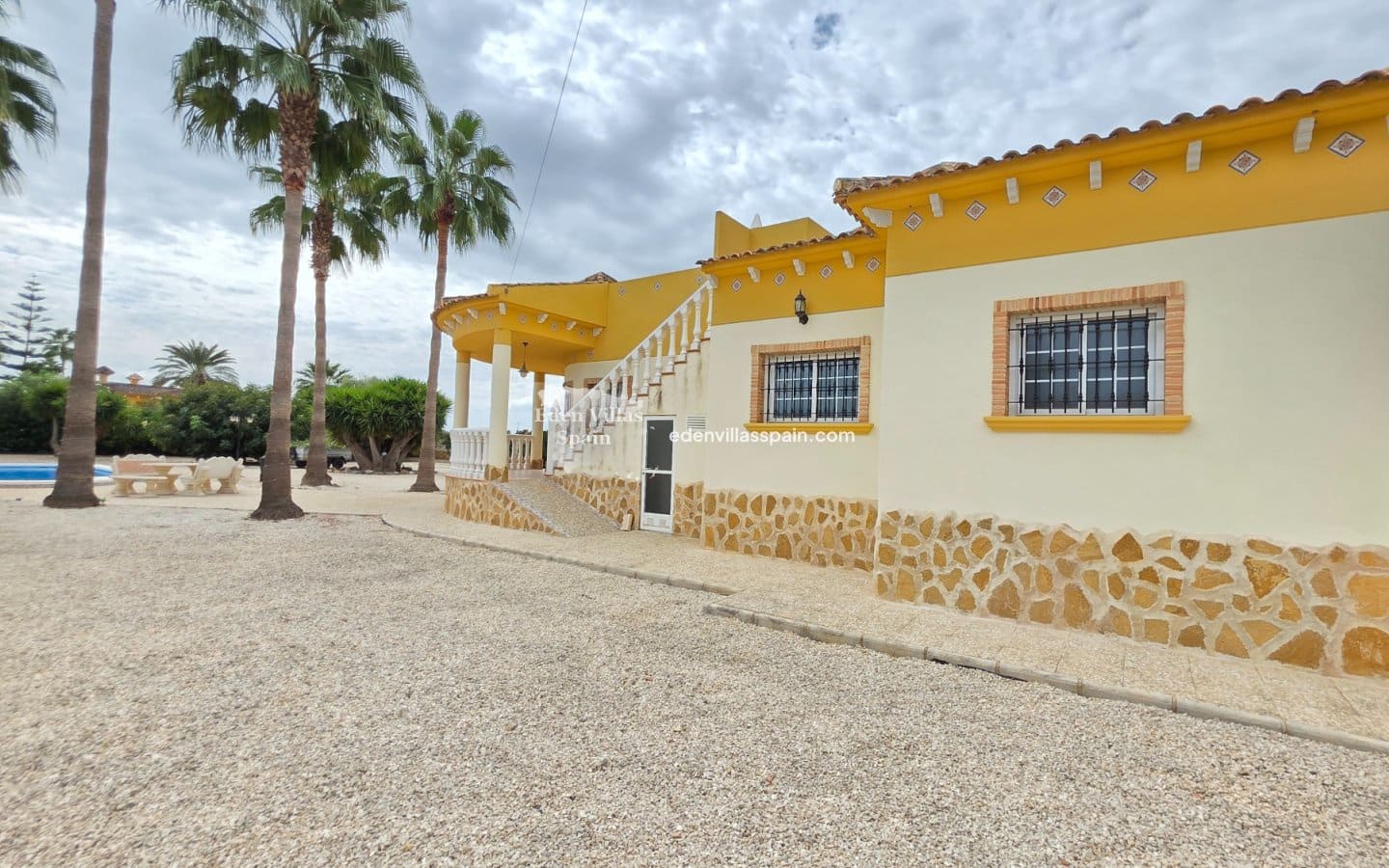Finca/Casa Rural de 3 habitaciones en Catral en venta con piscina garaje - 420.000 € (Ref: 10127275)