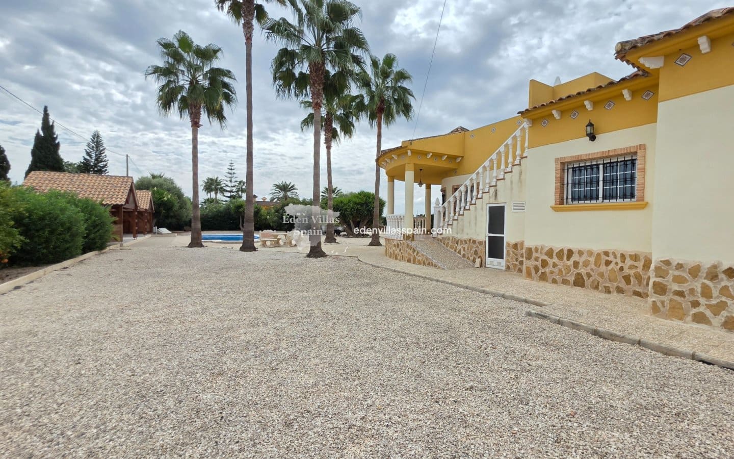 Finca/Casa Rural de 3 habitaciones en Catral en venta con piscina garaje - 420.000 € (Ref: 10127275)