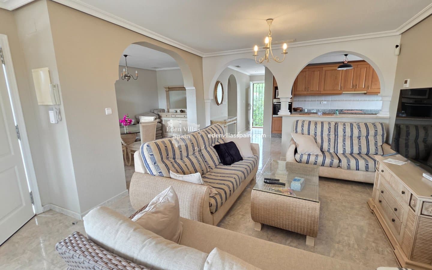 Finca/Casa Rural de 3 habitaciones en Catral en venta con piscina garaje - 420.000 € (Ref: 10127275)