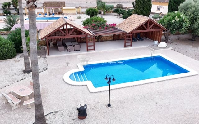 Finca/Casa Rural de 3 habitaciones en Catral en venta con piscina garaje - 420.000 € (Ref: 10127276)