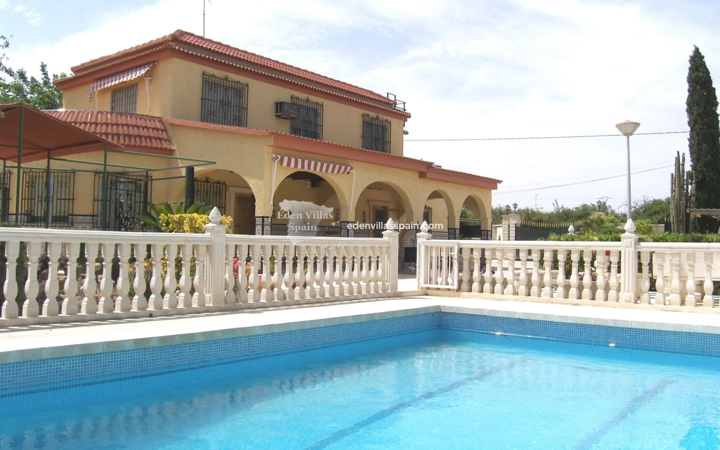 5 sovrum Finca/Hus på landet till salu i Elche / Elx med pool garage - 450 000 € (Ref: 10147428)