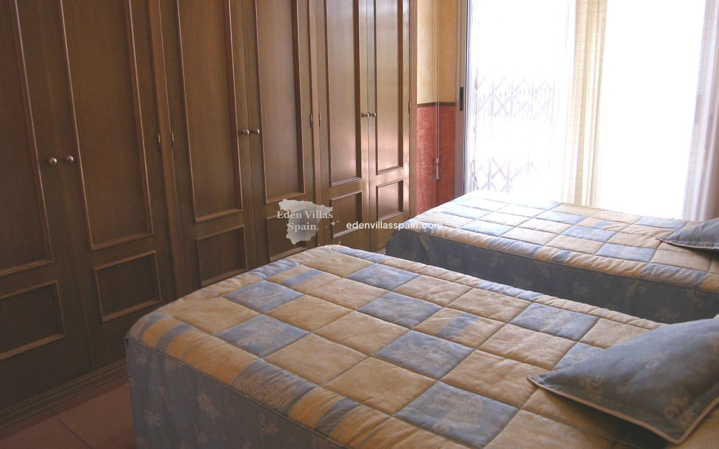 5 slaapkamer Finca/Landhuis te koop in Alicante stad met zwembad garage - € 450.000 (Ref: 10147429)