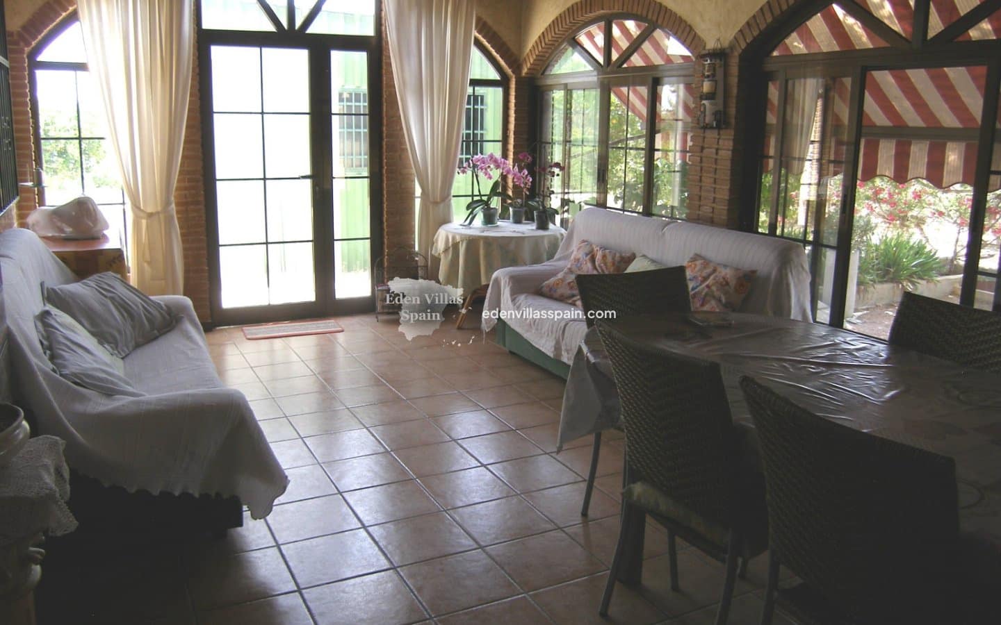 5 slaapkamer Finca/Landhuis te koop in Alicante stad met zwembad garage - € 450.000 (Ref: 10147429)