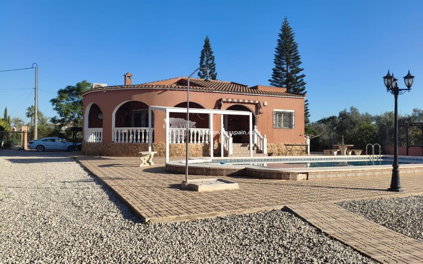 5 sypialnia Finka/Dom wiejski na sprzedaż w Catral z basenem garażem - 399 995 € (Ref: 10167909)